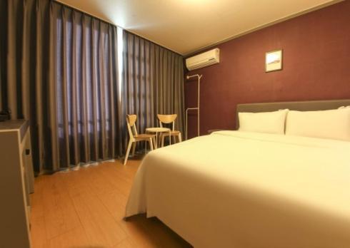 Lighthouse Beach Motel Sokcho Dış mekan fotoğraf
